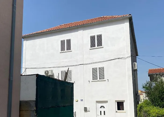 Apartman 4 Kilometar To City Centar