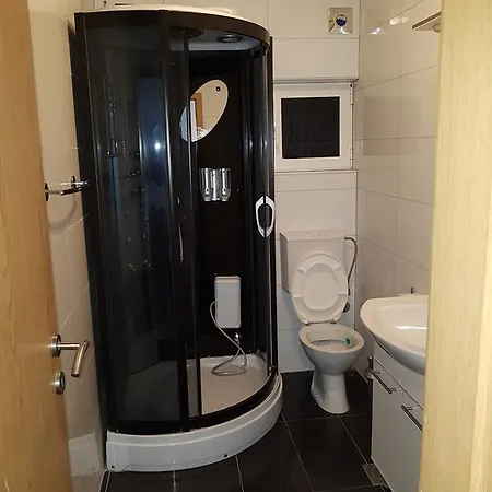 Apartman 4 Kilometar To City Centar Split Exterior photo