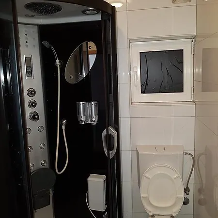 Apartman 4 Kilometar To City Centar Split Exterior photo